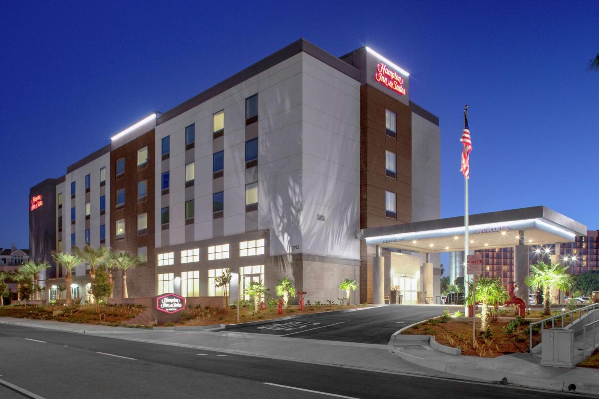 Hampton Inn & Suites Irvine/Orange County Airport Exterior foto